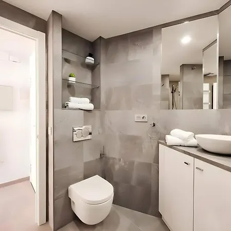 Estudio Con Vistas En Zona Baja Apartment